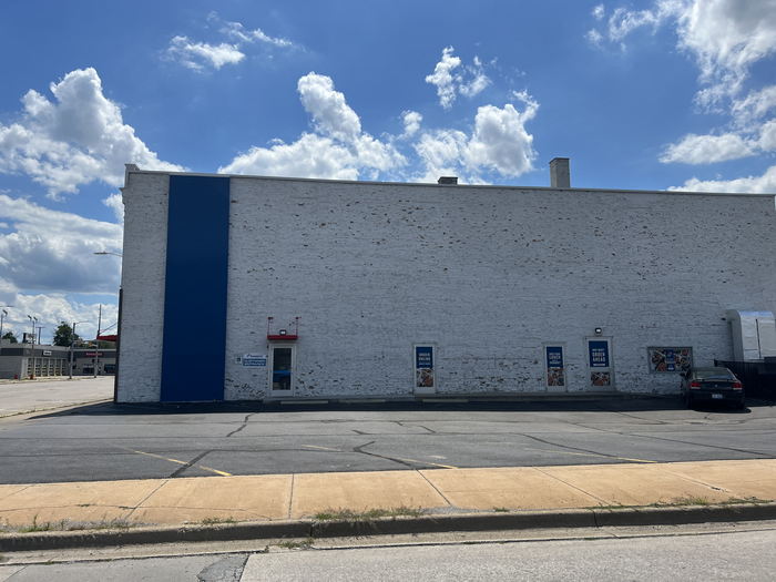 Roxy Theatre - Now A Parking Lot (newer photo)